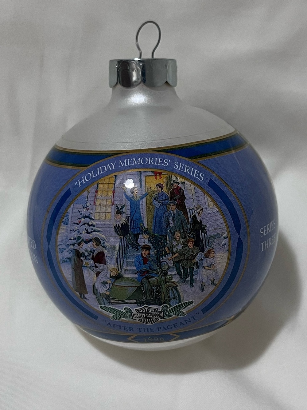 Vintage 1996 Harley Davidson ornament with box